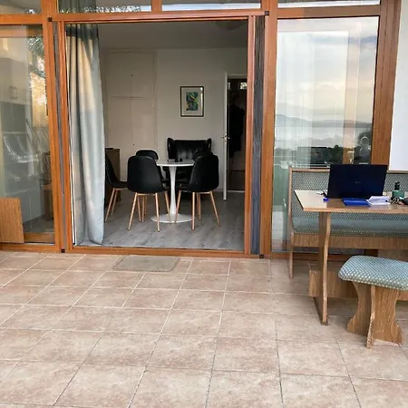 Attila Boglar 度假居